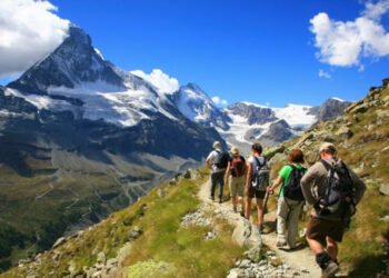 बेमौसममा पनि खुम्बुमा पर्यटक