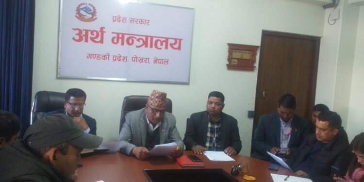 अर्थमन्त्री बरालद्धारा उपलब्धि सार्वजनिक