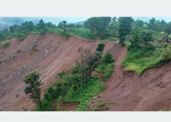 लिदी पहिरोबाट विस्थापित ४१ घरधुरीले पाए जग्गाधनी पुर्जा