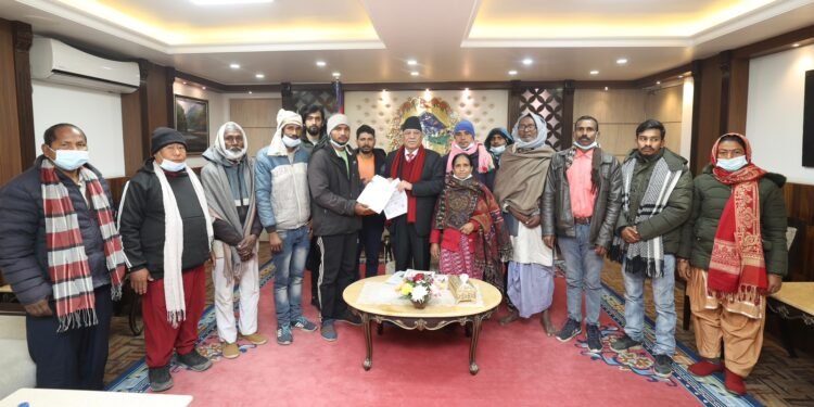 मिटरब्याजी समस्या समाधान गर्छुः प्रधानमन्त्री प्रचण्ड