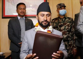 किन हटाए गृहमन्त्री रविले अगुवा र पछुवा सुरक्षाकर्मीका गाडी ?