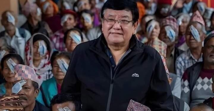 वरिष्ठ नेत्र चिकित्सक सन्दुक रुइतलाई अभिनन्दन