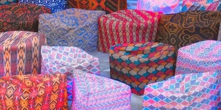 आज राष्ट्रिय टोपी दिवस मनाइँदै