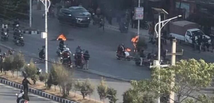 संसद् भवनअघि एक जनाले गरे आत्मदाहको प्रयास