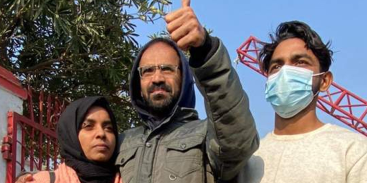 भारतीय पत्रकार २८ महिनापछि जेलबाट रिहा