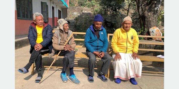 दाताको भरमा आश्रम सञ्चालन