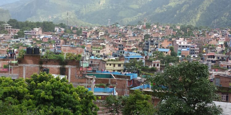 बागलुङ बजारमा नक्सा पासबिनै भवन