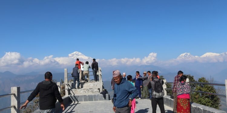 पर्यटकको रोजाइमा बागलुङको ‘बेलढुङ्गा’