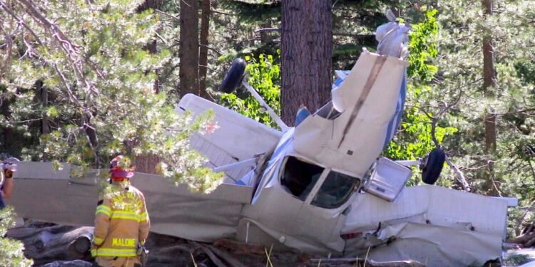 अमेरिकाको पश्चिमी राज्यमा चिकित्सक र बिरामी बोकेको विमान दुर्घटना