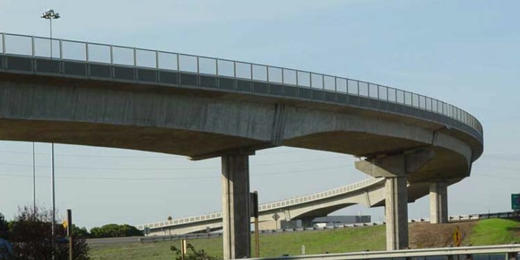 नेपालमै पहिलो पटक ग्वार्काे चोकमा बनाउने भनिएको फ्लाईओभर अलपत्र