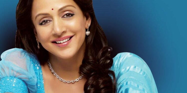 सफलताको कथाः अयोग्य भनी पन्छाइएकी चर्चित नायिका हेमा मालिनी कसरी सफल भइन् ?