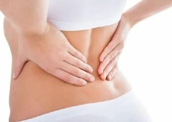 हेल्थ टिप्सः कम्मर दुखेर हैरान हुनुहुन्छ ? यस्तो छ घरेलु उपचार विधि