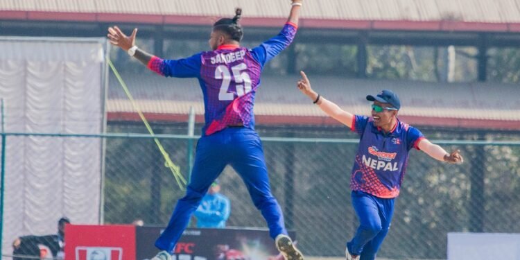 नेपाल र स्कटल्याण्ड खेल्दै