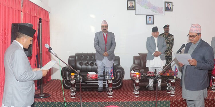 कर्णालीको मुख्यन्यायाधिवक्तामा नरबहादुर खड्का