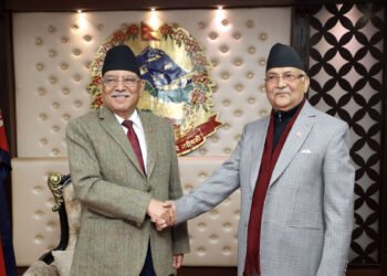 प्रधानमन्त्री प्रचण्ड र एमाले अध्यक्ष ओलीबीच बालुवाटारमा भेटवार्ता, राष्ट्रपति चुनावबारे छलफल