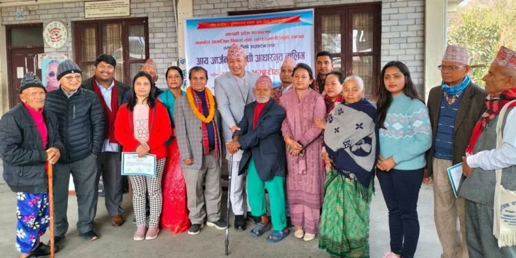 पोखरा वृद्धाश्रममा स्वास्थ्य प्रयोगशाला स्थापना