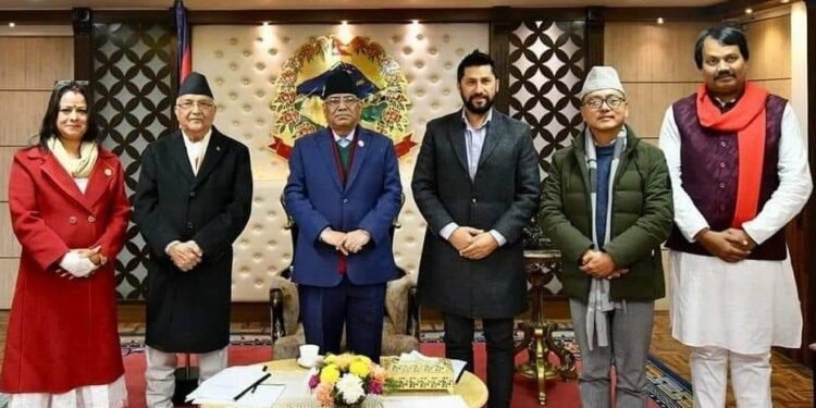 रास्वपाले सरकारबाट हात झिक्दा सात दलीय गठबन्धनमा धक्का