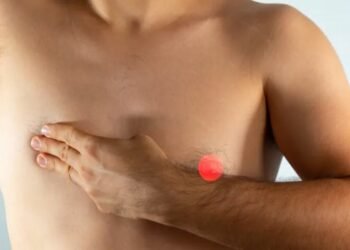 पुरुषमा पनि हुनसक्छ स्तन क्यान्सर, यस्ता हुन्छन् लक्षण