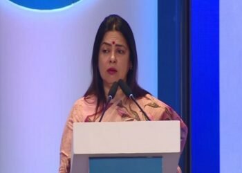 राज्यमन्त्री मीनाकाशी लेखीको बहुपक्षीयता सुधार को पैरवी