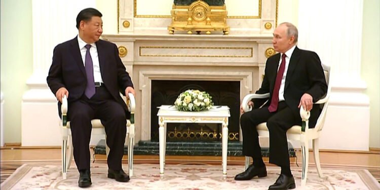 चीनको प्रस्तावलाई सम्मानका साथ हेरेको छुः पुटिन