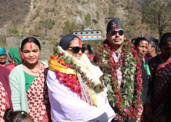 कतारकी राजकुमारी हिमाल चढ्न म्याग्दीमा