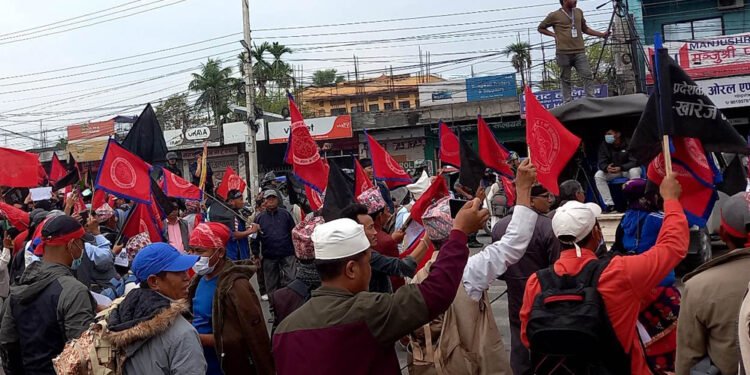 विराटनगरमा पहिचानवादी र प्रहरीबीच झडप – अश्रुग्यास प्रहार