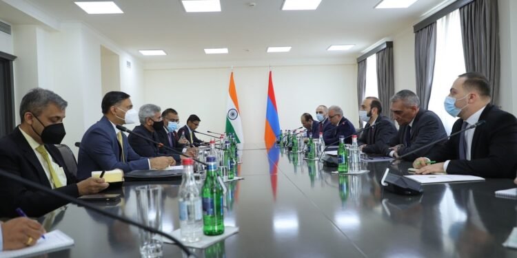 भारत र आर्मेनियाको सम्बन्ध द्रुत गतिमा विकास भइरहेको छ: उप विदेशमन्त्री सफार्यान