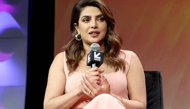 बलिवुडको राजनीतिबाट थाकेकी थिएँः प्रियंका चोपडा