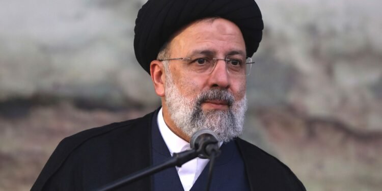 छात्रालाई विष खुवाएको आरोपबारे अनुसन्धान गर्न इरानी राष्ट्रपतिको निर्देशन