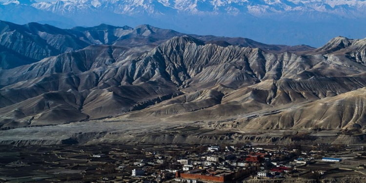 मुस्ताङमा पर्यटकको चहलपहल बढ्यो