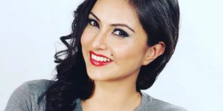 अभिनेत्री निशाले श्रीमान् विरुद्ध हालिन् अंश मुद्दा