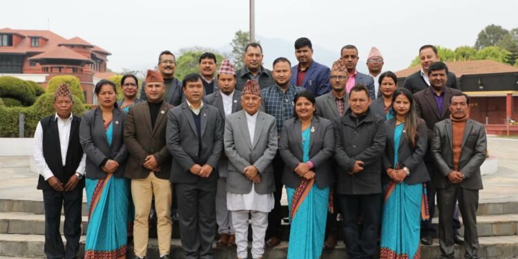 ललितपुरका जनप्रतिनिधि र स्थानीयद्वारा राष्ट्रपति समक्ष भेट