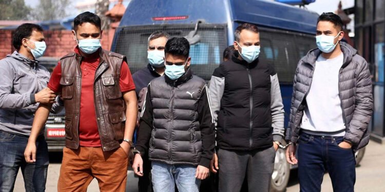 अमेरिकीबाट शंकास्पद रुपमा रकम ल्याएको आरोप लागेका पृथ्वीबहादुर शाहसहित ६ जना जेल चलान