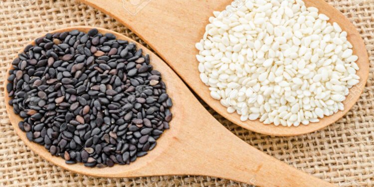 हेल्थ टिप्सः तिलले उच्चरक्तचाप र कोलेस्टेरोल पनि घटाउँछ