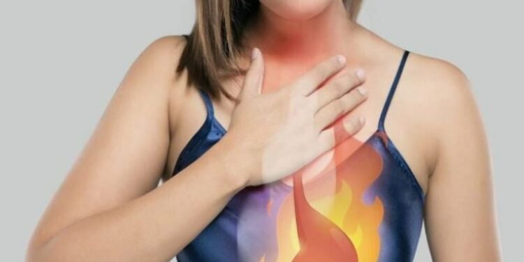 हेल्थ टिप्सः छाती पोल्ने समस्या छ भने अपनाउनुहोस घरेलु उपचार विधि