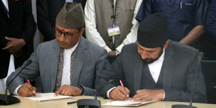 हामी एमालेसँग बढी कम्फोर्टेबल भन्ने भाष्य गलत हो, हामी कुनै दलसँग नजिक छैनौंः रवि लामिछाने