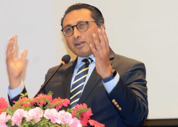 करोडपति भए पनि ३१ लाख चन्दा उठाएर चुनाव लड्छु भन्ने स्वर्णिमबाट किन धेरै आश राख्नु ?