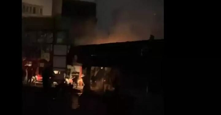 काठमाडौँको टोखामा आगलागी, पाँच सटर जलेर नष्ट