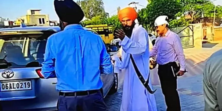 पक्राउ परे खालिस्तान माग्दै फरार रहेका अमृतपाल सिंह