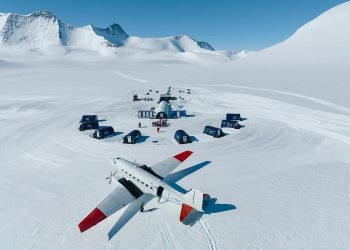 अन्टार्कटिकामा चल्ने प्रयोगशाला