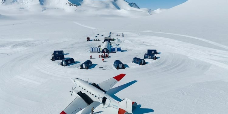 अन्टार्कटिकामा चल्ने प्रयोगशाला