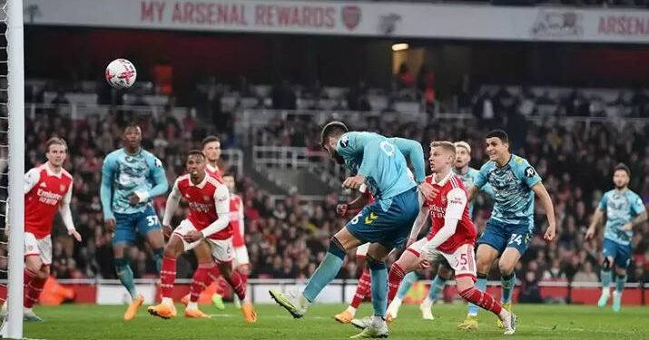 बराबरीमा रोकियो आर्सनल, फाइदामा म्यानचेस्टर सिटी