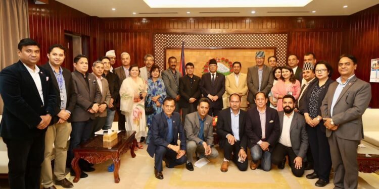 निजी क्षेत्रलाई नियन्त्रण गर्नेगरी कुनै कानुन बनाउँदैनौँ : प्रधानमन्त्री