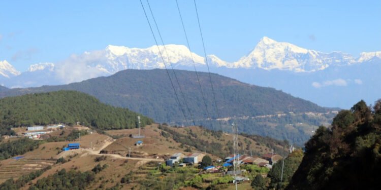 भोजपुरका पर्यटकीय क्षेत्रमा पर्यटकको घुइँचो