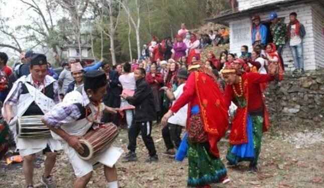 प्रकृतिलाई खुसी बनाउन भूमे पूजा