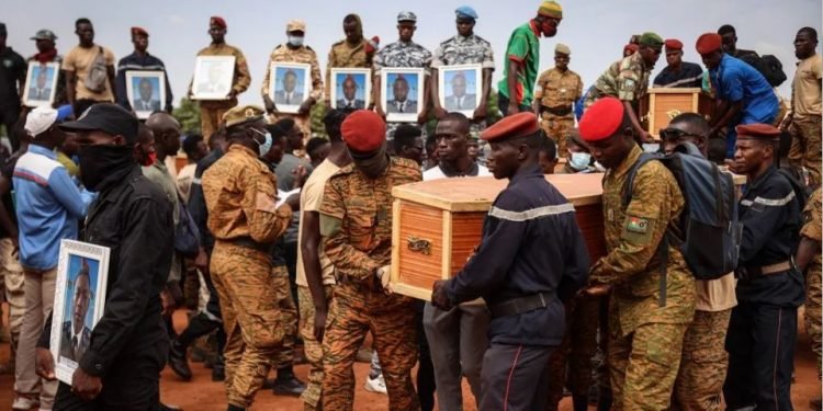 बुर्किना फासोमा विद्रोहीको आक्रमणः ३३ सैनिकको मृत्यु, १२ घाइते