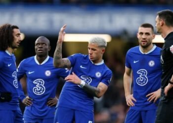 खराब प्रदर्शनका कारण चेल्सी एक स्थान तल झर्‍यो