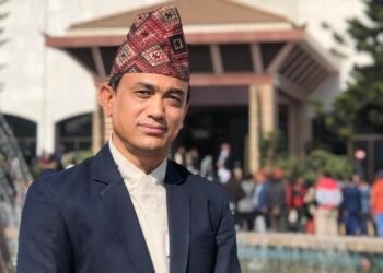 पार्टीको साधारण सदस्यसमेत नरहने गरि पार्टीबाट ढाकाकुमार श्रेष्ठ निष्कासन