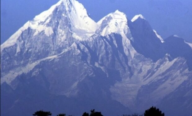 जुगल हिमालमा पाँच बर्ष निःशुल्क आरोहण गर्न दिने सरकारको निर्णय