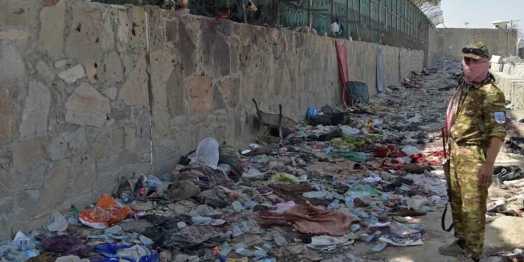 काबुल एयरपोर्ट बम विष्फोटमा संलग्न आईएस नेता तालिबानद्वारा मारिए